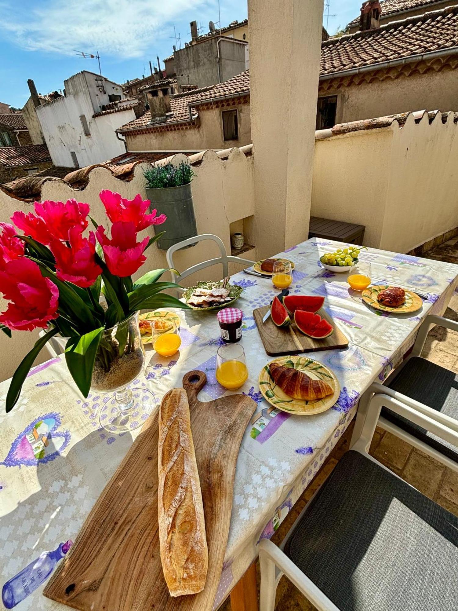 Maison Elsud La Garde-Freinet Centre 3 Chambres Terrasse Parking מראה חיצוני תמונה